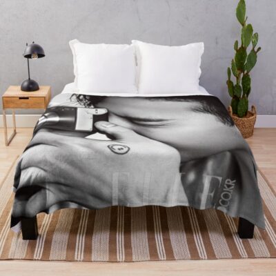 Bigbang G Dragon Throw Blanket